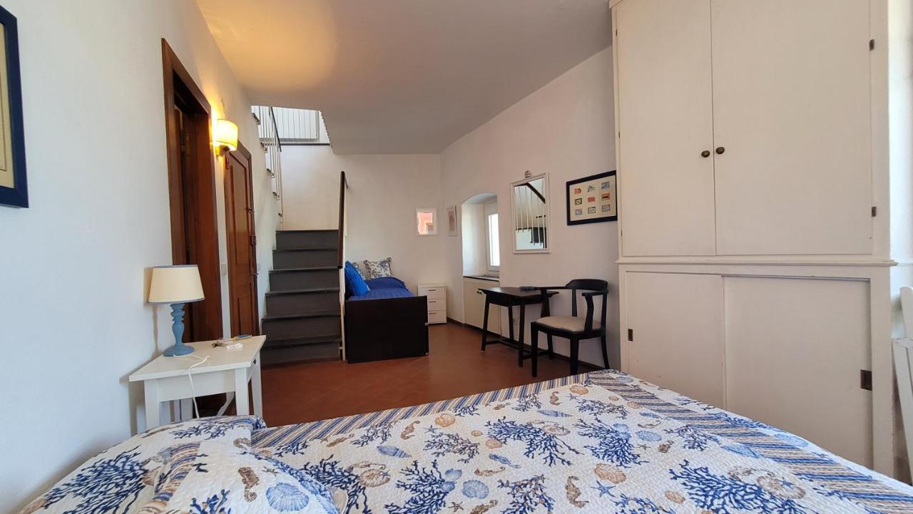 לריצ'י L'Arpara Casa Al Molo Dal Mare Al Castello מראה חיצוני תמונה